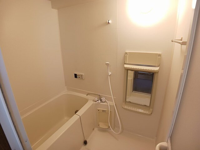 クール　ヴェルビュの浴室|きれいなお風呂です