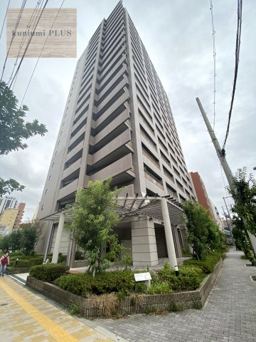 ディークラディア鶴見アクロスタワーの外観