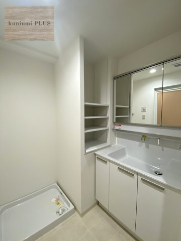 ディークラディア鶴見アクロスタワーの洗面所