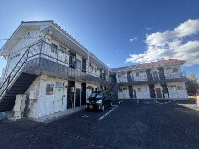 ハイツ成陵の外観