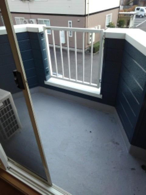 ララ・メゾン　Ｂのバルコニー