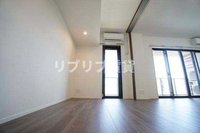 センチュリー千葉みなとの洋室