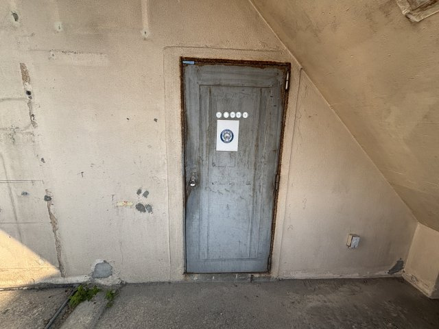 南風原本部貸店舗の内装