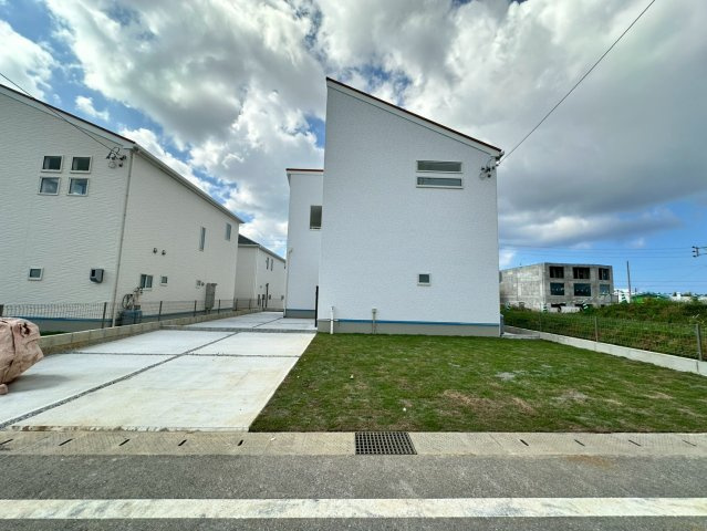 ★★読谷村大湾2期-1号棟（全5棟）の外観|現地撮影10月　1号棟
いつでも、ご案内いたします