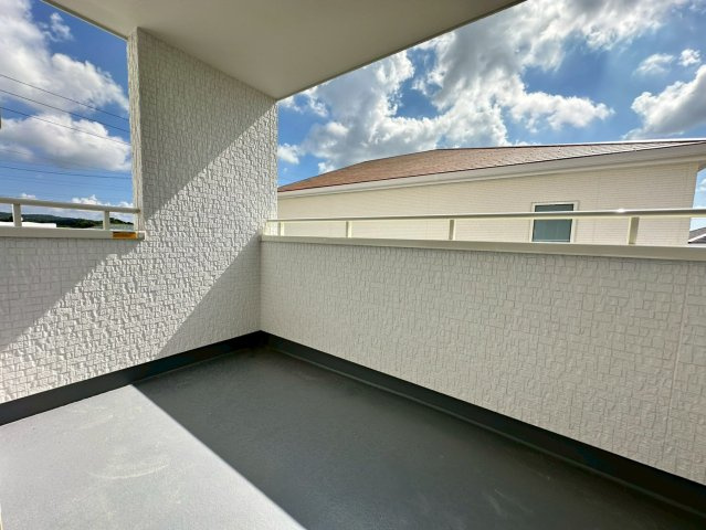★★読谷村大湾2期-1号棟（全5棟）のバルコニー|現地撮影10月　1号棟
いつでも、ご案内いたします