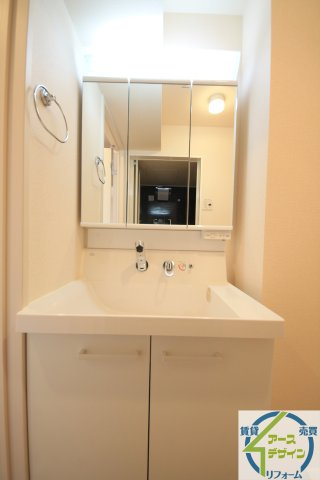 ヴェルヴィルの独立洗面台|※類似部屋