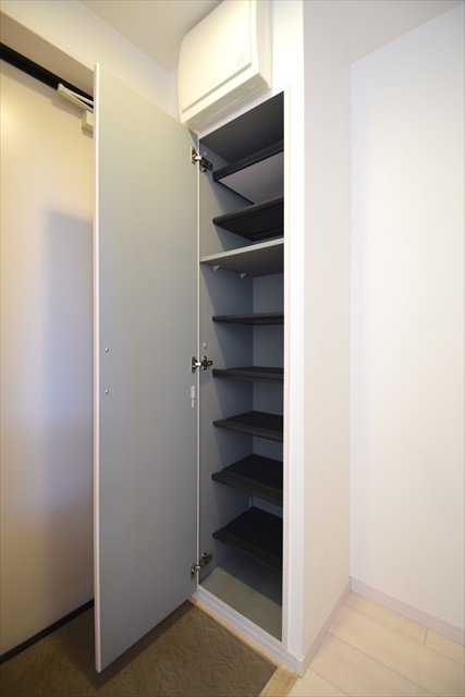 Grand Dieu 本郷（グランデュー ホンゴウ）の玄関