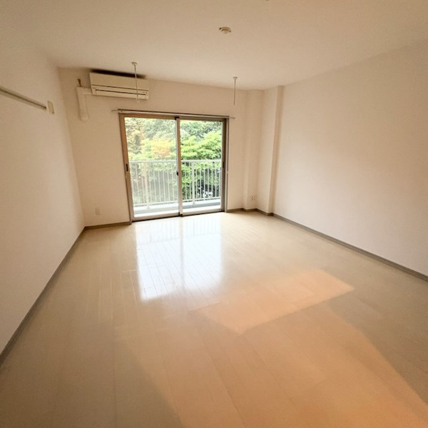 レジデンスサルバトーレの居間・リビング