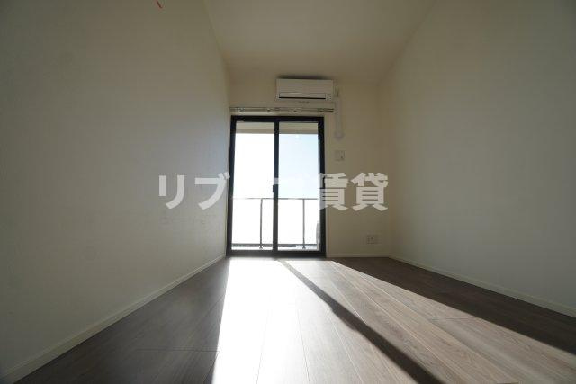 センチュリー千葉みなとの洋室