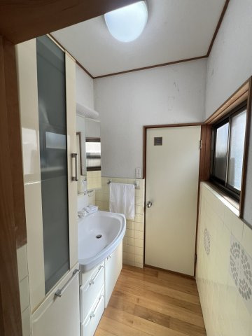 海南市阪井・中古戸建・54712の洗面所