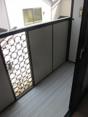 【バルコニー】