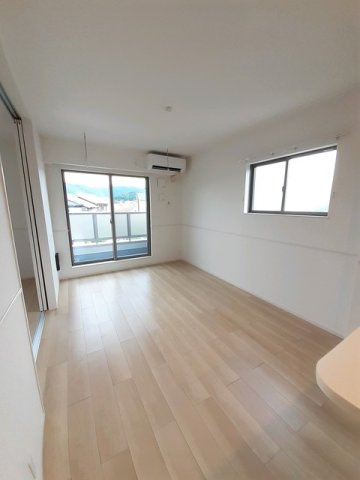 ヴィラ・エスペランサⅢの居間・リビング