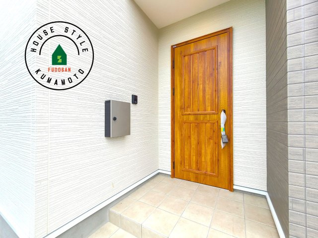 熊本市北区植木町岩野第4-2棟(1号棟)の外観：施工例|おでかけの時も帰った時も、「我が家」を最初に感じでもらえる素敵な空間に。