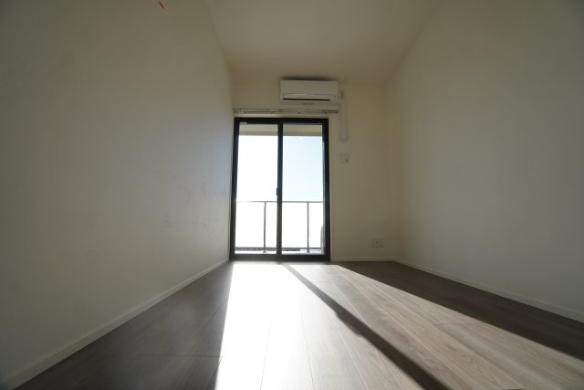 センチュリー千葉みなとの洋室