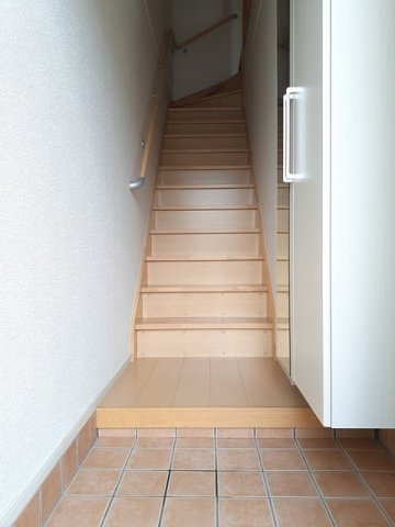 ビブレストⅢの玄関