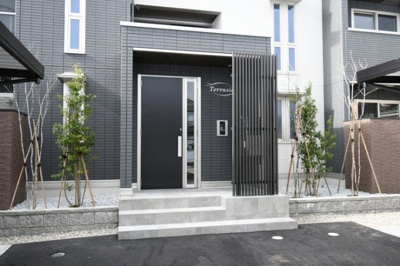 【エントランス】 | テラシア