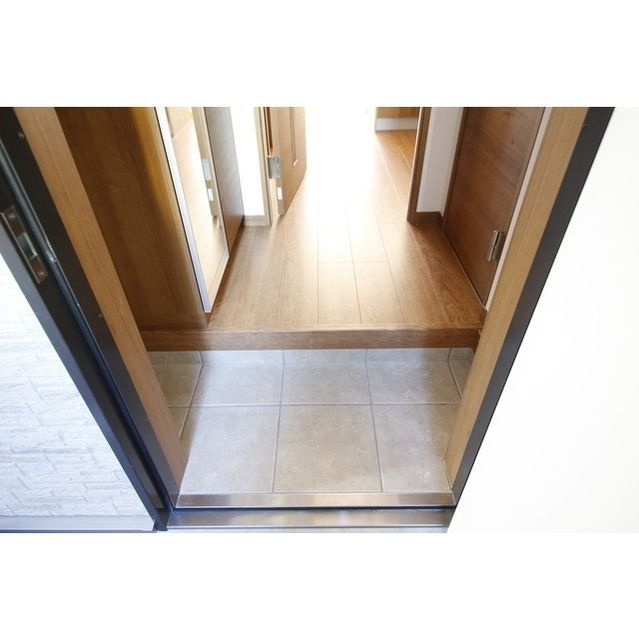 リコルテ柳根町の玄関