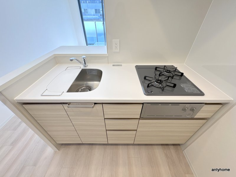 コンフォリア・リヴ博労町一丁目Q　仲介手数料無料のキッチン