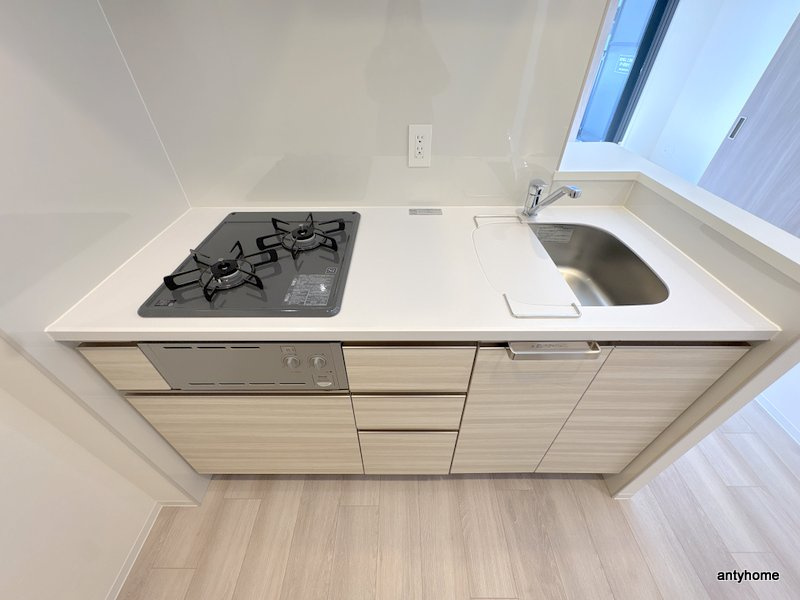 コンフォリア・リヴ博労町一丁目Q　仲介手数料無料のキッチン