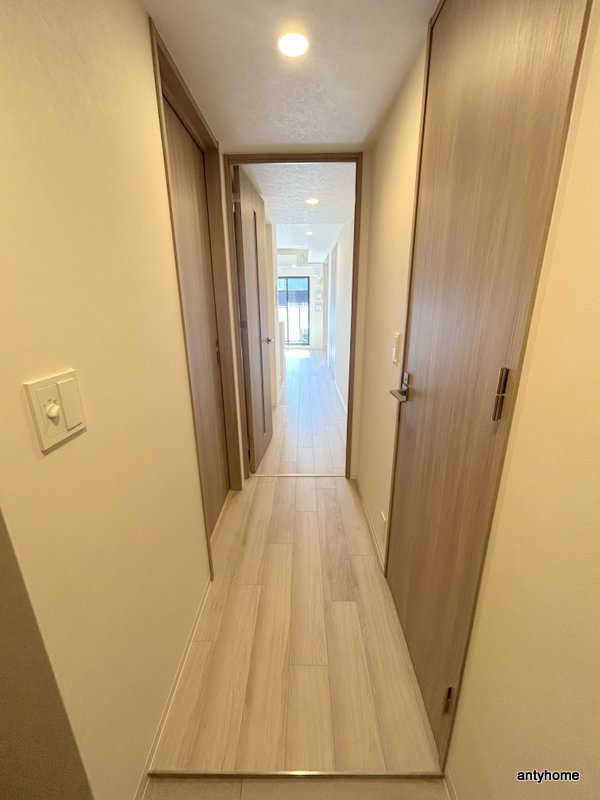 コンフォリア・リヴ博労町一丁目Q　仲介手数料無料の内装