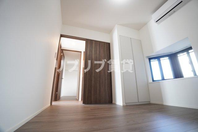 センチュリー千葉みなとの洋室