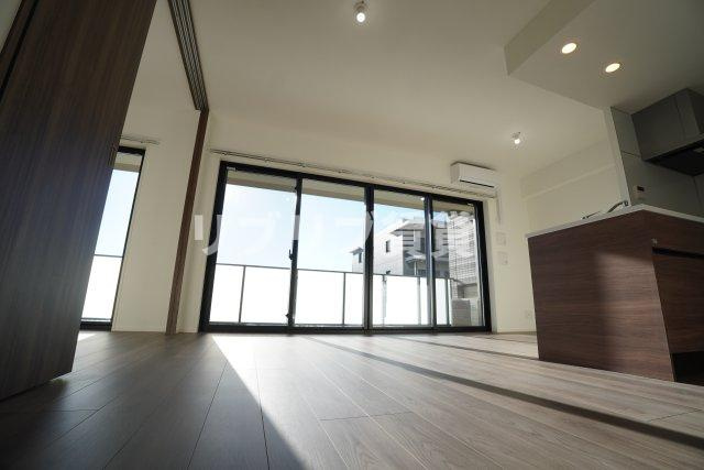 センチュリー千葉みなとの居間・リビング