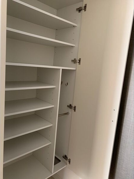 Dimus新大阪の玄関