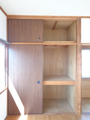 【収納】 | 西江住宅 | 洋室6帖の押入