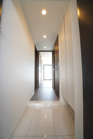 センチュリー千葉みなとの玄関