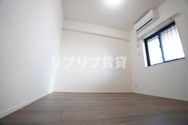 センチュリー千葉みなとの洋室