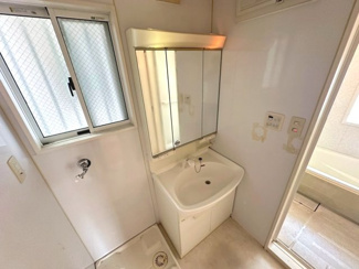 【独立洗面台】 | 茨木市駅前1丁目貸家