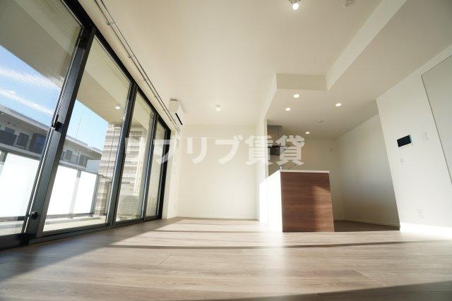 センチュリー千葉みなとの居間・リビング