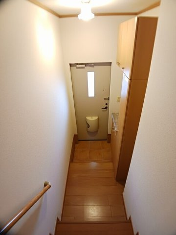 シリアス２１Ａ棟　　刈谷市近郊の賃貸はクラスホームの玄関|毎日通る玄関はこちらです