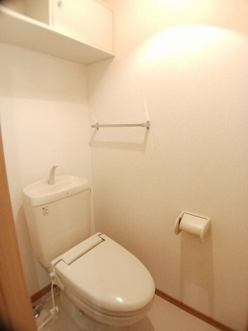 シリアス２１Ａ棟　　刈谷市近郊の賃貸はクラスホームのトイレ|トイレもきれいです