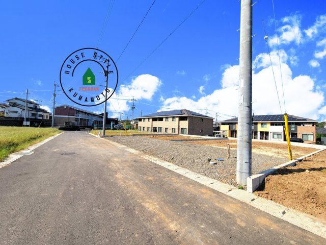 熊本市北区植木町岩野第4-2棟(2号棟)の前面道路含む現地写真|見学の時間などお気軽にお問い合わせ下さい。