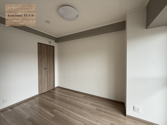 ルネ旭公園の洋室