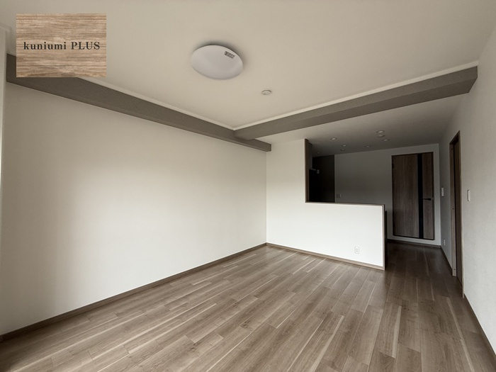 ルネ旭公園の居間・リビング