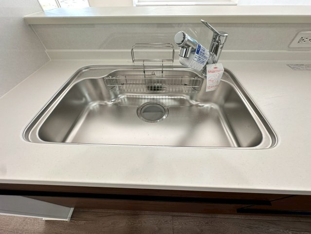 ★★読谷村大湾2期-３号棟（全5棟）のキッチン|【現地撮影2025.10】いつでも内覧可能です♪