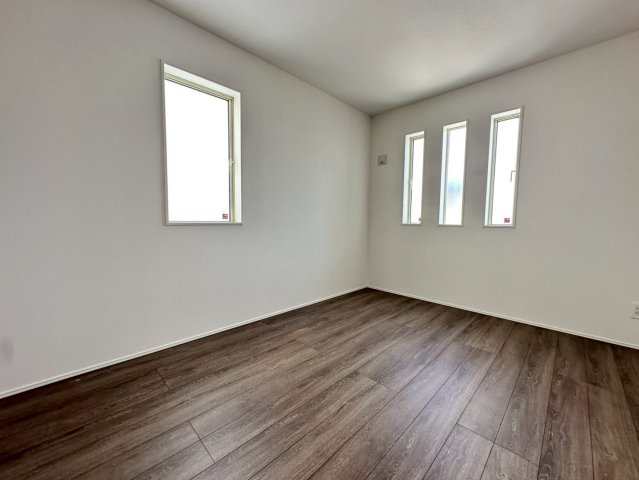 ★★読谷村大湾2期-３号棟（全5棟）の洋室|【現地撮影2025.10】いつでも内覧可能です♪