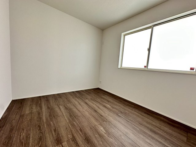 ★★読谷村大湾2期-３号棟（全5棟）の洋室|【現地撮影2025.10】いつでも内覧可能です♪