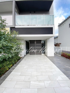 【エントランス】 | NEU CLAIR