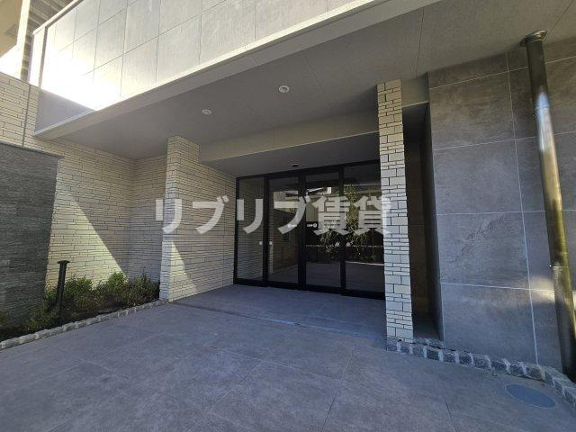 センチュリー千葉みなとのエントランス