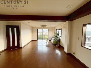 リビングダイニング