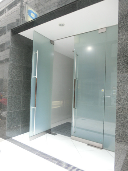 【エントランス】プレディアスタイル紙屋町