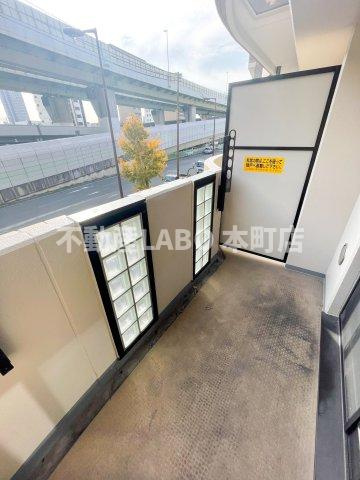 シャトー弁天弐番館のバルコニー