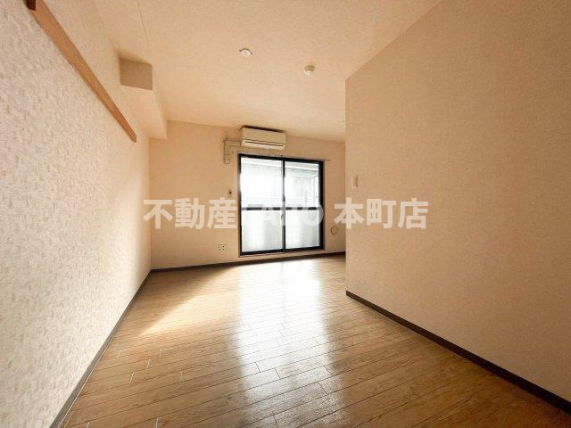 シャトー弁天弐番館の洋室