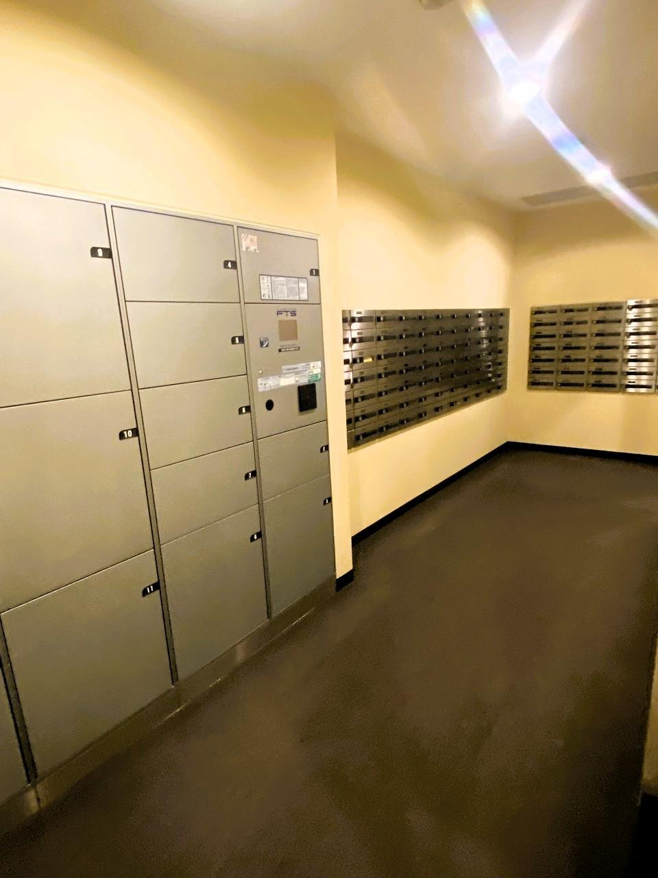 セントラルレジデンス高知中央公園の設備|宅配ボックス