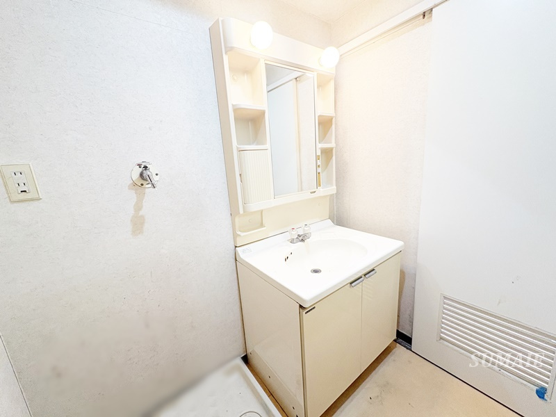 ユングフラウのその他|独立洗面台です☆