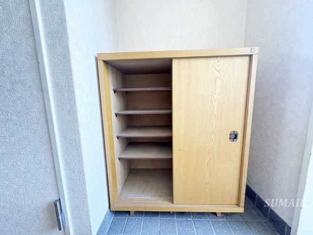 ユングフラウの収納|シューズボックスです☆