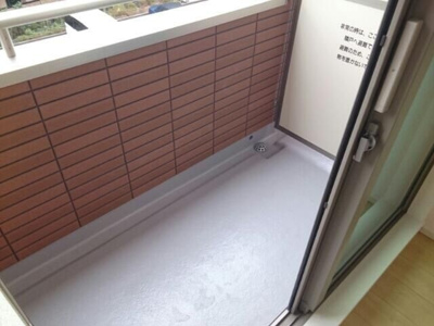 【バルコニー】 | ルーチェ | 暖かな日差しのふりそそぐバルコニー